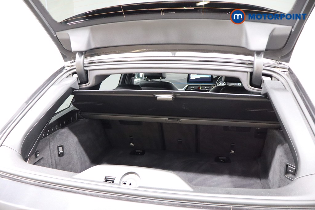 BMW 5 Series M Sport Automatic Petrol Plug-In Hybrid Estate - Stock Number (1546964) - 32nd supplementary image