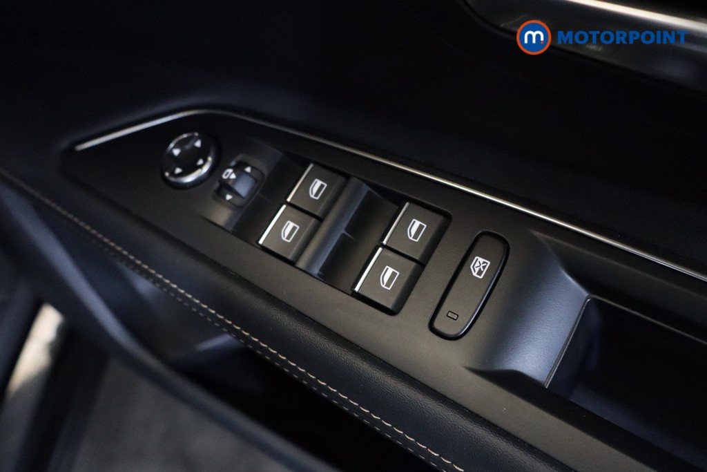 Peugeot 3008 GT Automatic Petrol Plug-In Hybrid SUV - Stock Number (1547001) - 7th supplementary image