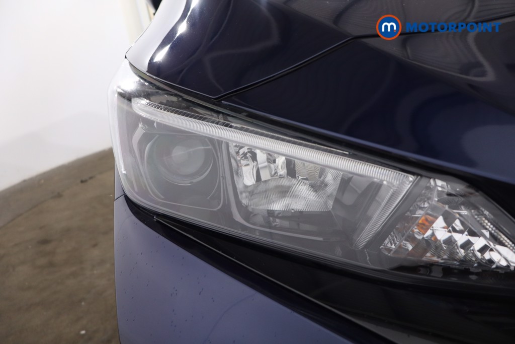 Nissan Leaf N-Connecta Automatic Electric Hatchback - Stock Number (1547966) - 21st supplementary image