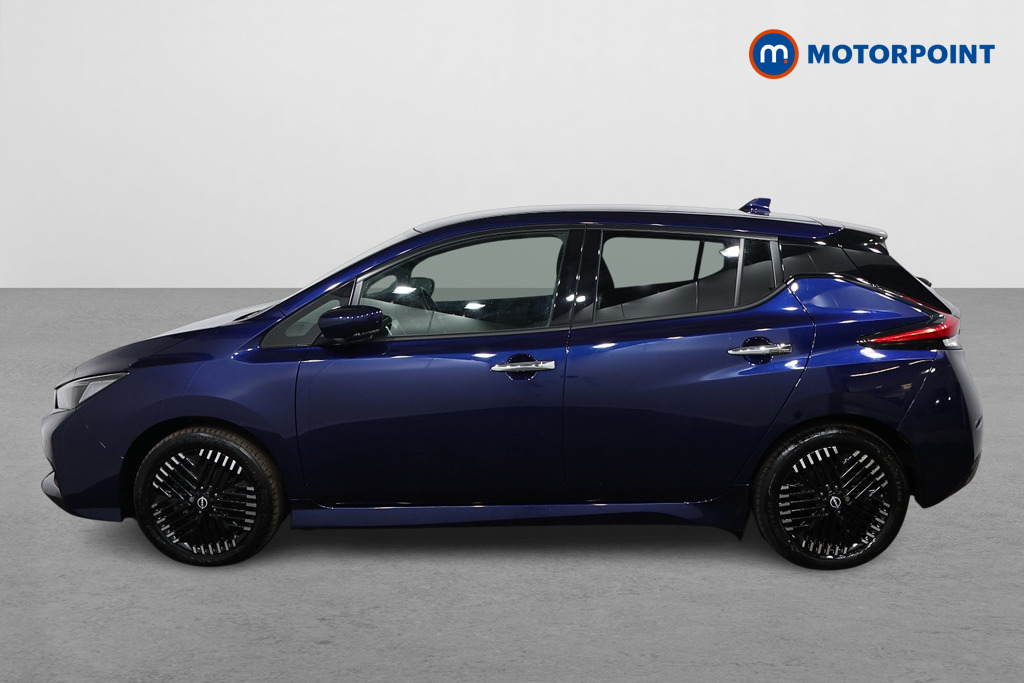 Nissan Leaf N-Connecta Automatic Electric Hatchback - Stock Number (1547966) - Passenger side