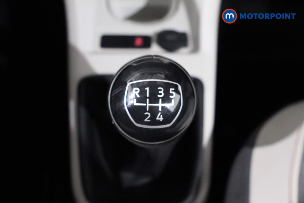 Volkswagen UP Up Beats Manual Petrol Hatchback - Stock Number (1548422) - 13th supplementary image