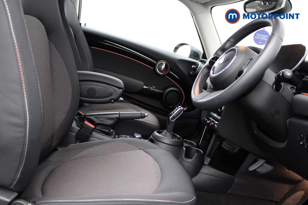Mini Hatchback Cooper Classic Automatic Petrol Hatchback - Stock Number (1548760) - 8th supplementary image