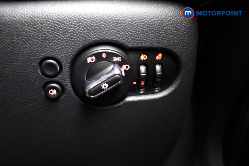 Mini Hatchback Cooper Classic Automatic Petrol Hatchback - Stock Number (1548760) - 17th supplementary image