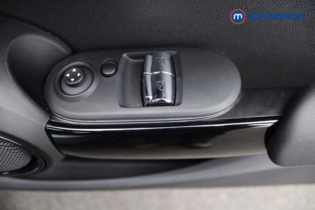 Mini Hatchback Cooper Classic Automatic Petrol Hatchback - Stock Number (1548760) - 19th supplementary image