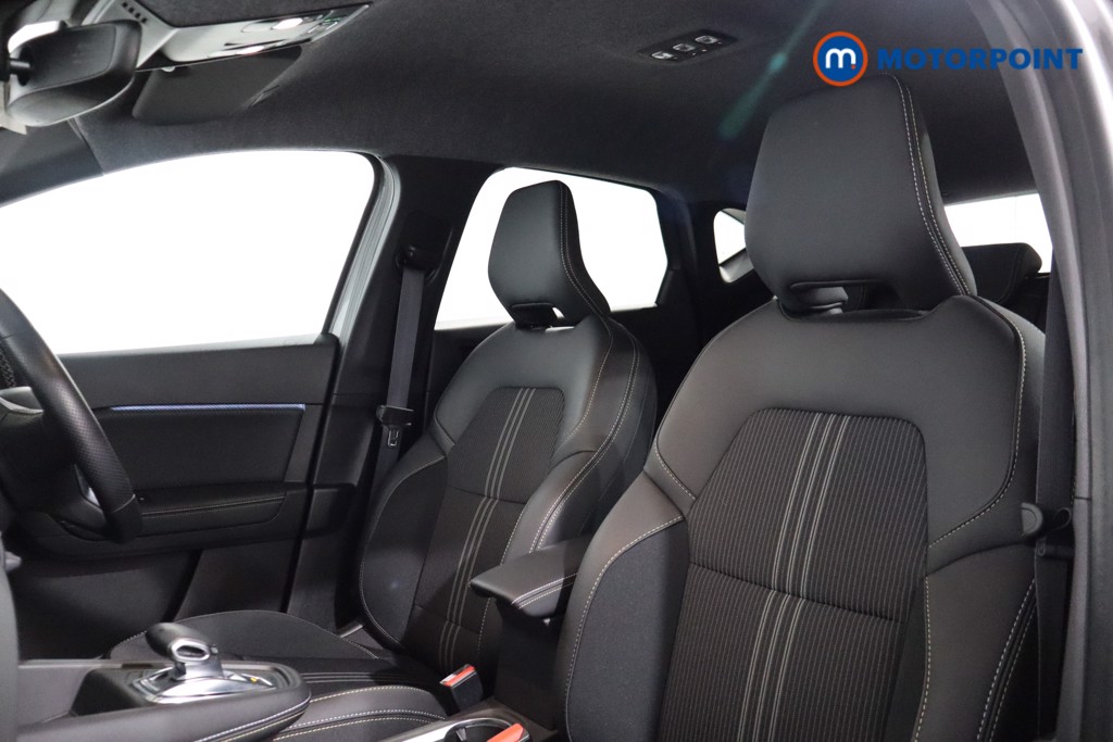 Renault Captur Engineered Automatic Petrol-Electric Hybrid SUV - Stock Number (1549263) - 4th supplementary image