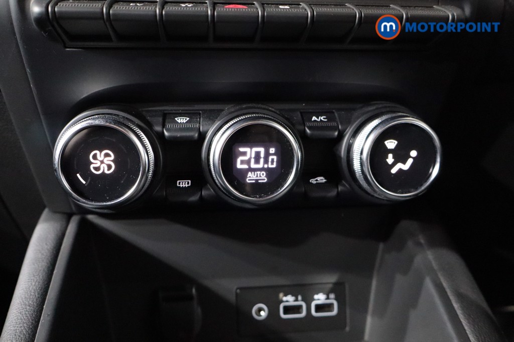 Renault Captur Engineered Automatic Petrol-Electric Hybrid SUV - Stock Number (1549263) - 13th supplementary image