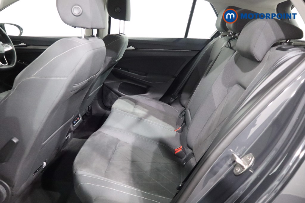 Volkswagen Golf Style Automatic Petrol Hatchback - Stock Number (1549320) - 5th supplementary image