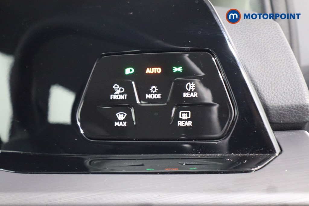 Volkswagen Golf Style Automatic Petrol Hatchback - Stock Number (1549320) - 19th supplementary image