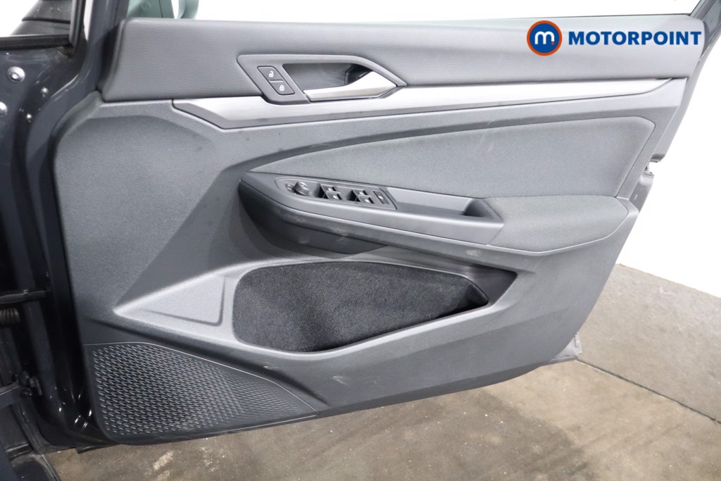 Volkswagen Golf Style Automatic Petrol Hatchback - Stock Number (1549320) - 20th supplementary image