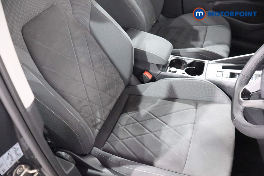 Volkswagen Golf Style Automatic Petrol Hatchback - Stock Number (1549320) - 23rd supplementary image