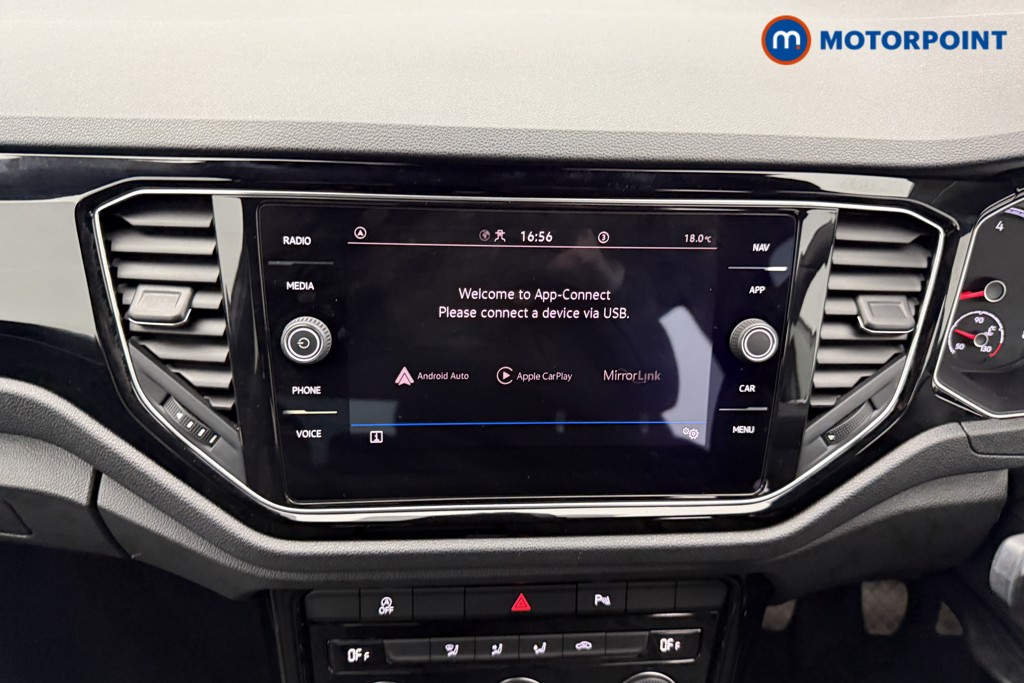 Volkswagen T-Roc Black Edition Manual Petrol SUV - Stock Number (1549475) - 2nd supplementary image