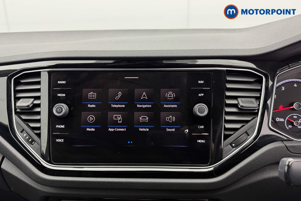 Volkswagen T-Roc Black Edition Manual Petrol SUV - Stock Number (1549475) - 11th supplementary image
