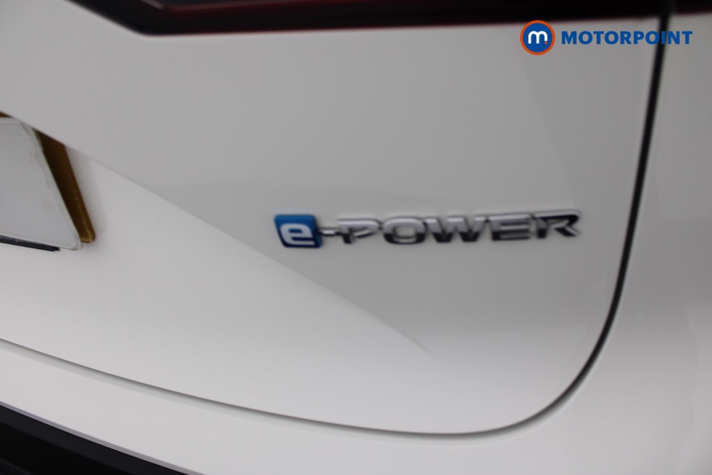 Nissan Qashqai Acenta Premium Automatic Petrol-Electric Hybrid SUV - Stock Number (1528590) - 23rd supplementary image