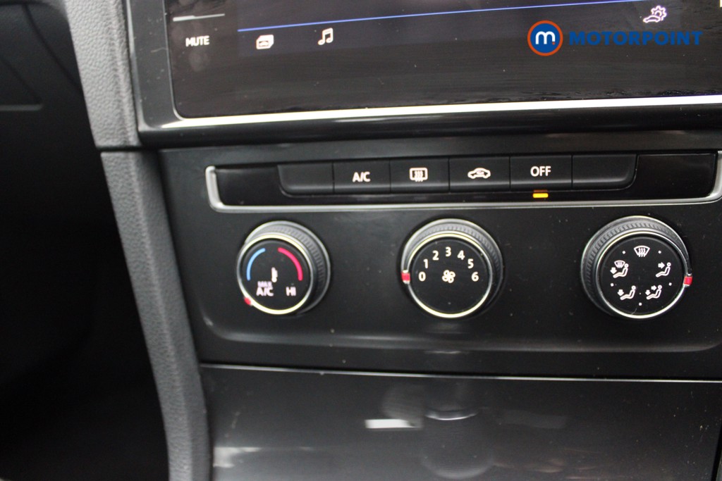 Volkswagen Golf S Manual Petrol Hatchback - Stock Number (1528746) - 7th supplementary image
