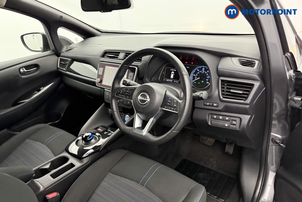 Nissan Leaf N-Connecta Automatic Electric Hatchback - Stock Number (1536209) - 4th supplementary image