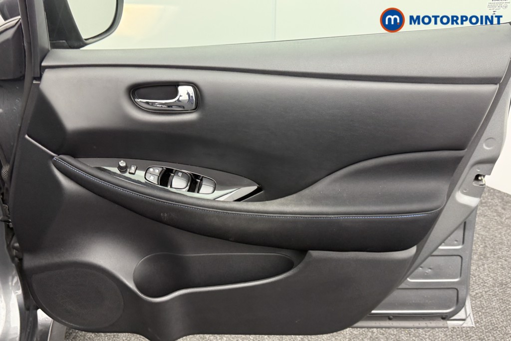 Nissan Leaf N-Connecta Automatic Electric Hatchback - Stock Number (1536209) - 18th supplementary image