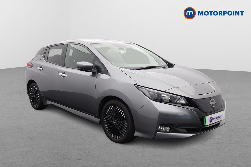 Nissan Leaf N-Connecta Automatic Electric Hatchback - Stock Number (1536209) - Drivers side front corner