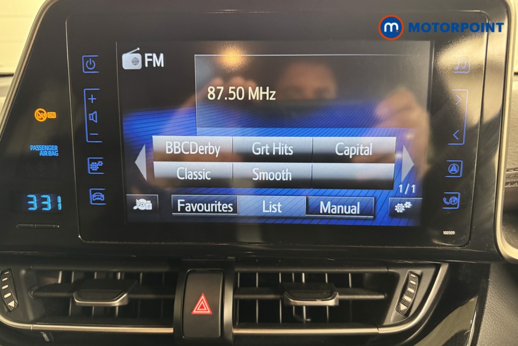 Toyota C-Hr Excel Manual Petrol SUV - Stock Number (1537481) - 2nd supplementary image