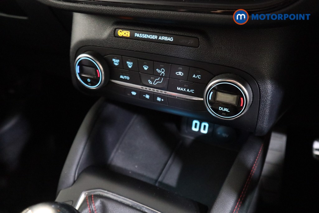 Ford Kuga St-Line Edition Manual Petrol SUV - Stock Number (1538127) - 8th supplementary image