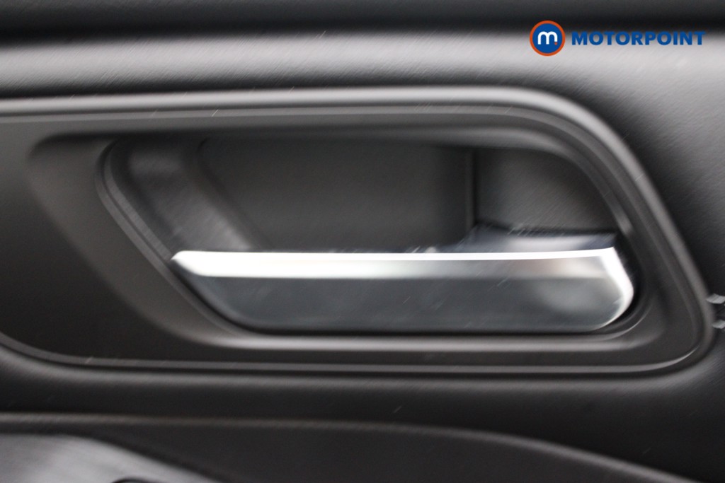Nissan Qashqai N-Connecta Manual Petrol SUV - Stock Number (1540083) - 18th supplementary image