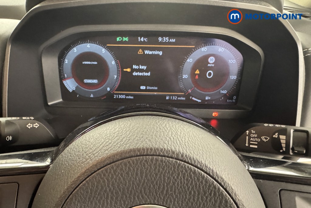 Nissan Qashqai N-Connecta Manual Petrol SUV - Stock Number (1540699) - 9th supplementary image
