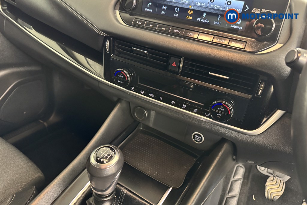 Nissan Qashqai N-Connecta Manual Petrol SUV - Stock Number (1540699) - 11th supplementary image