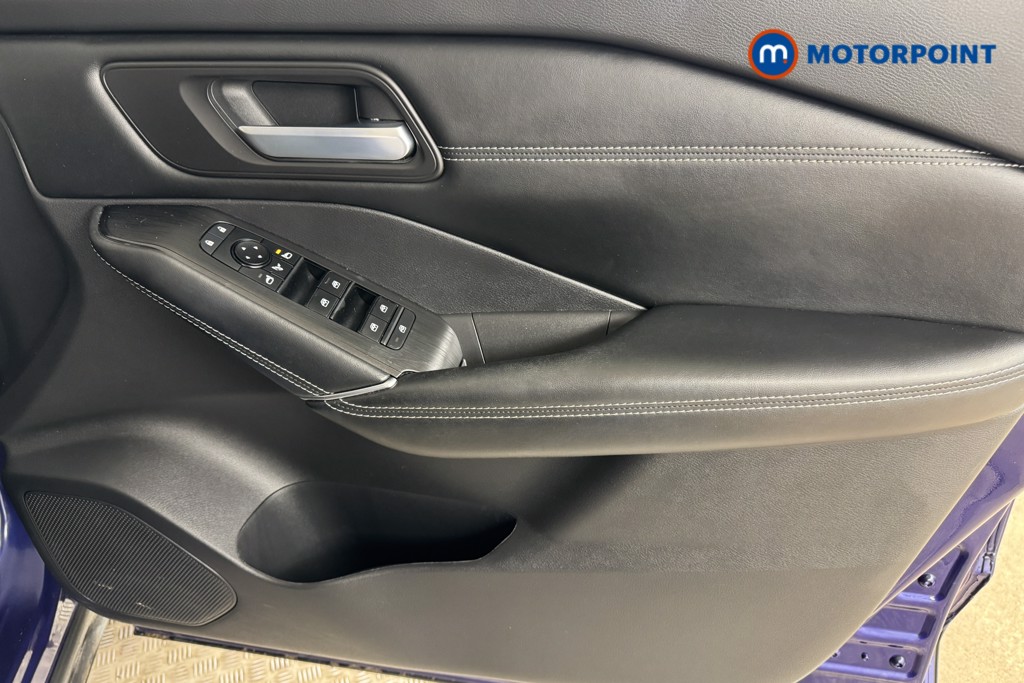 Nissan Qashqai N-Connecta Manual Petrol SUV - Stock Number (1540699) - 15th supplementary image
