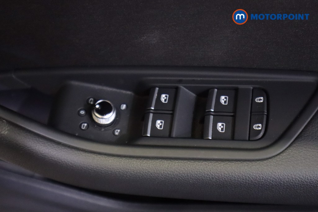 Audi A4 Technik Automatic Petrol Saloon - Stock Number (1540899) - 7th supplementary image