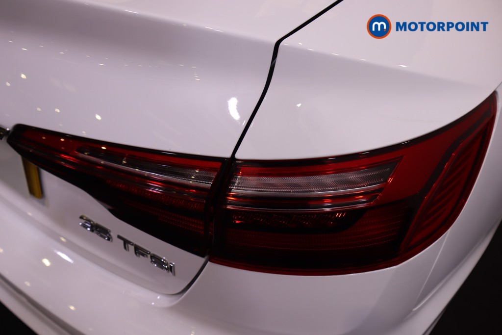 Audi A4 Technik Automatic Petrol Saloon - Stock Number (1540899) - 22nd supplementary image
