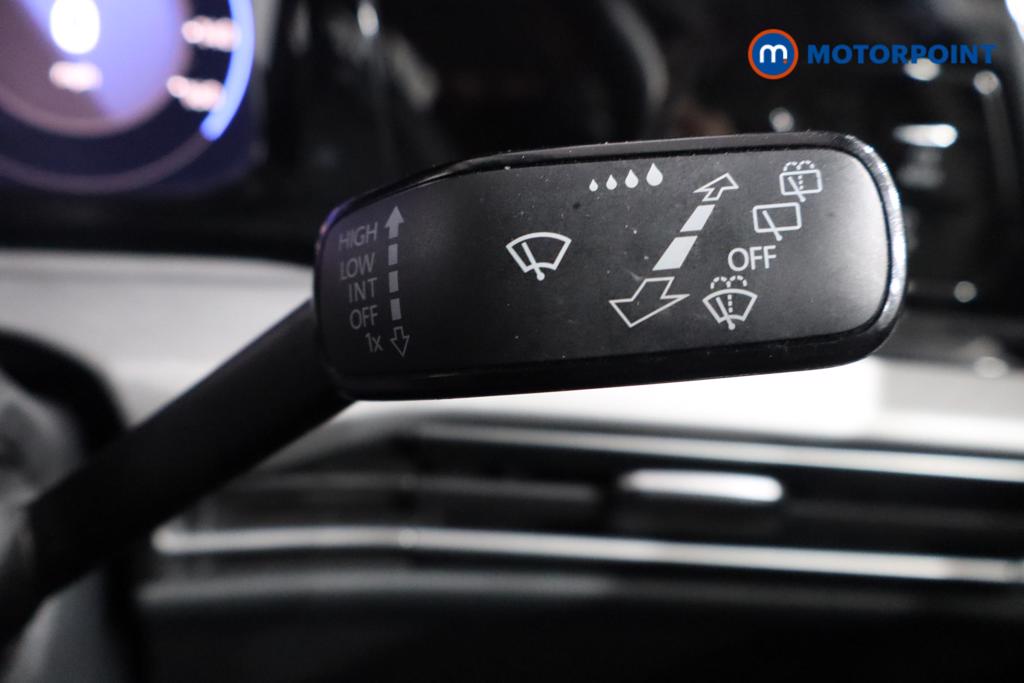 Volkswagen Golf Life Manual Petrol Hatchback - Stock Number (1541915) - 9th supplementary image