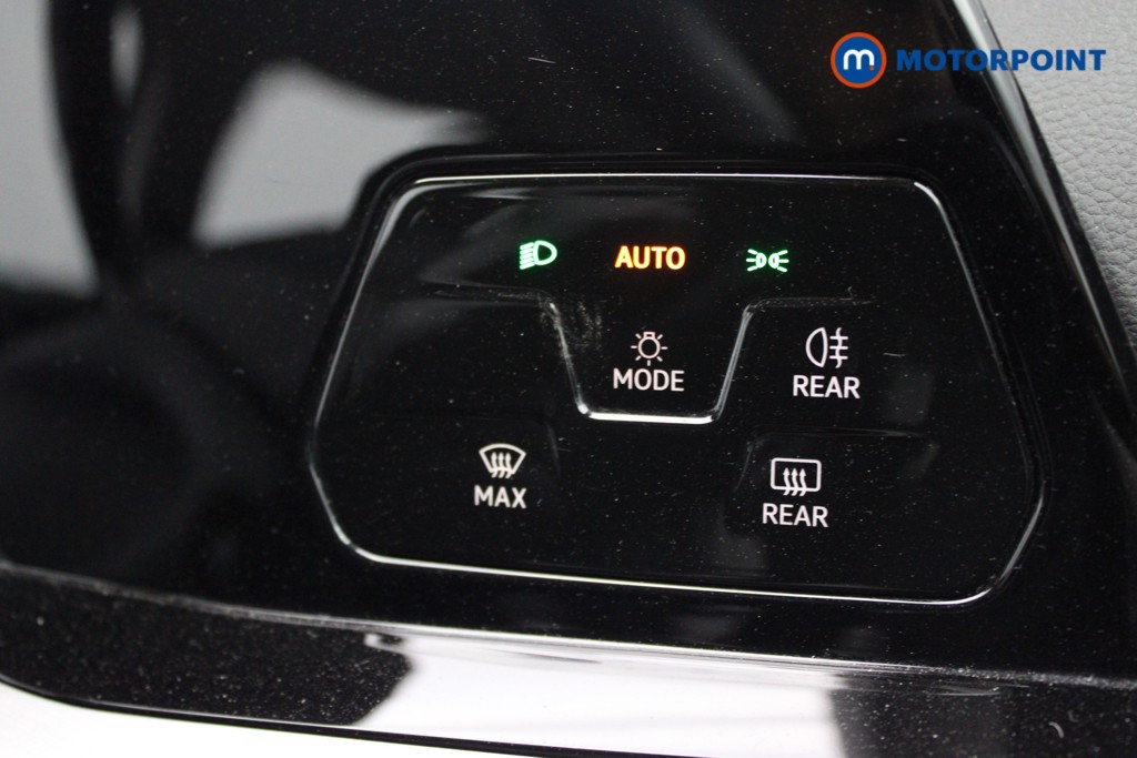 Volkswagen Golf Life Manual Petrol Hatchback - Stock Number (1543052) - 16th supplementary image