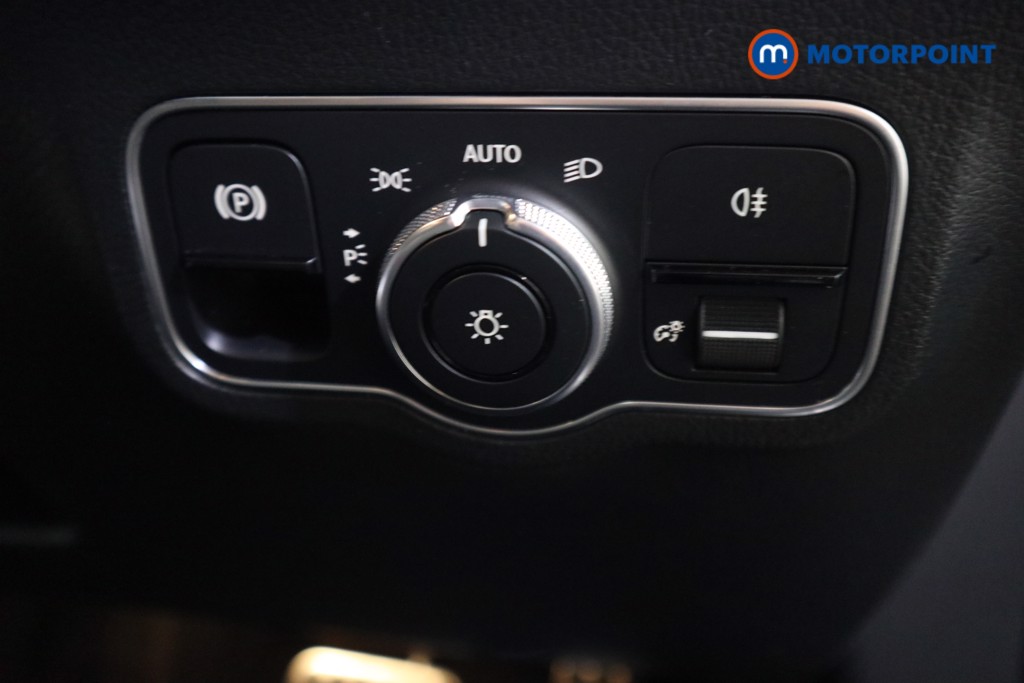 Mercedes-Benz B Class Amg Line Automatic Petrol Hatchback - Stock Number (1543950) - 9th supplementary image
