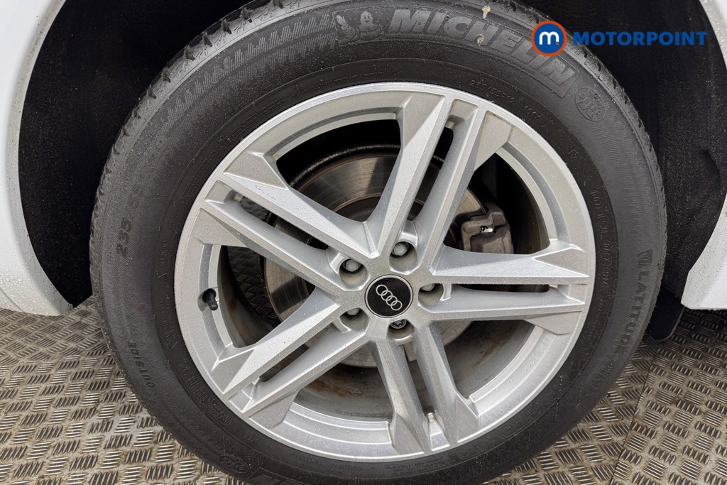 Audi Q5 S Line Automatic Diesel SUV - Stock Number (1544087) - 23rd supplementary image
