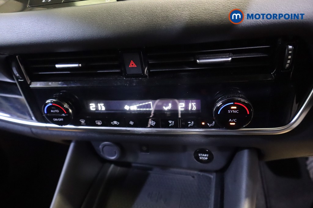 Nissan Qashqai N-Connecta Automatic Petrol-Electric Hybrid SUV - Stock Number (1544771) - 4th supplementary image