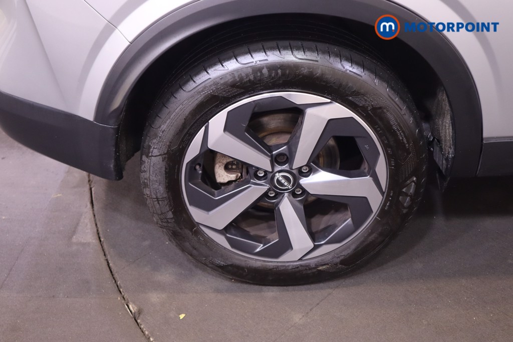 Nissan Qashqai N-Connecta Automatic Petrol-Electric Hybrid SUV - Stock Number (1544771) - 15th supplementary image