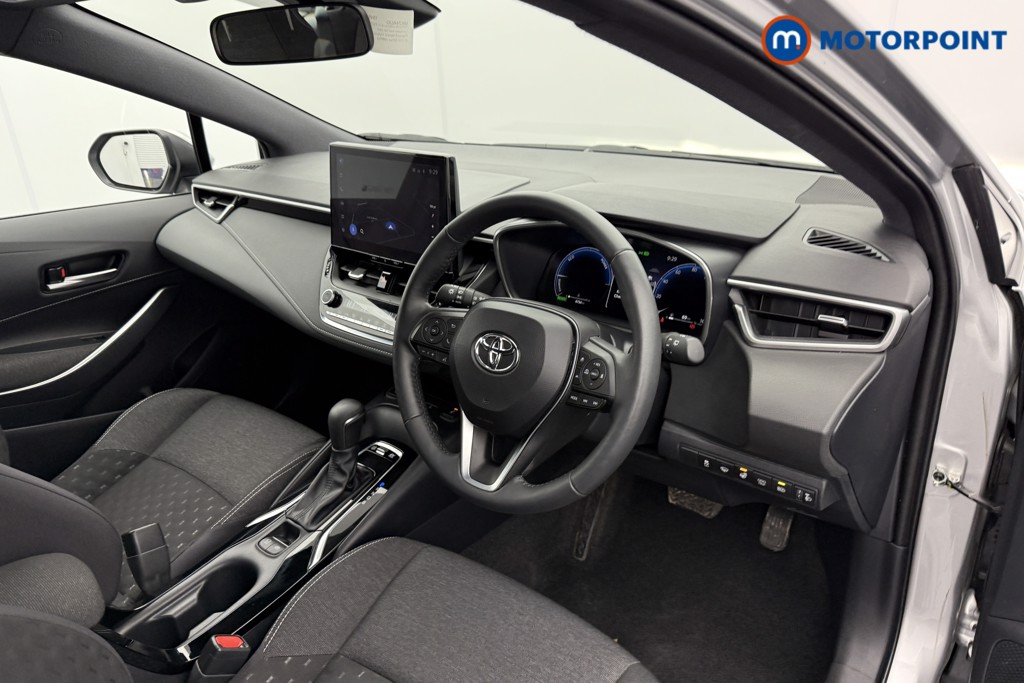 Toyota Corolla Icon Automatic Petrol-Electric Hybrid Estate - Stock Number (1545195) - 4th supplementary image