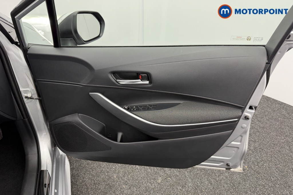 Toyota Corolla Icon Automatic Petrol-Electric Hybrid Estate - Stock Number (1545195) - 18th supplementary image