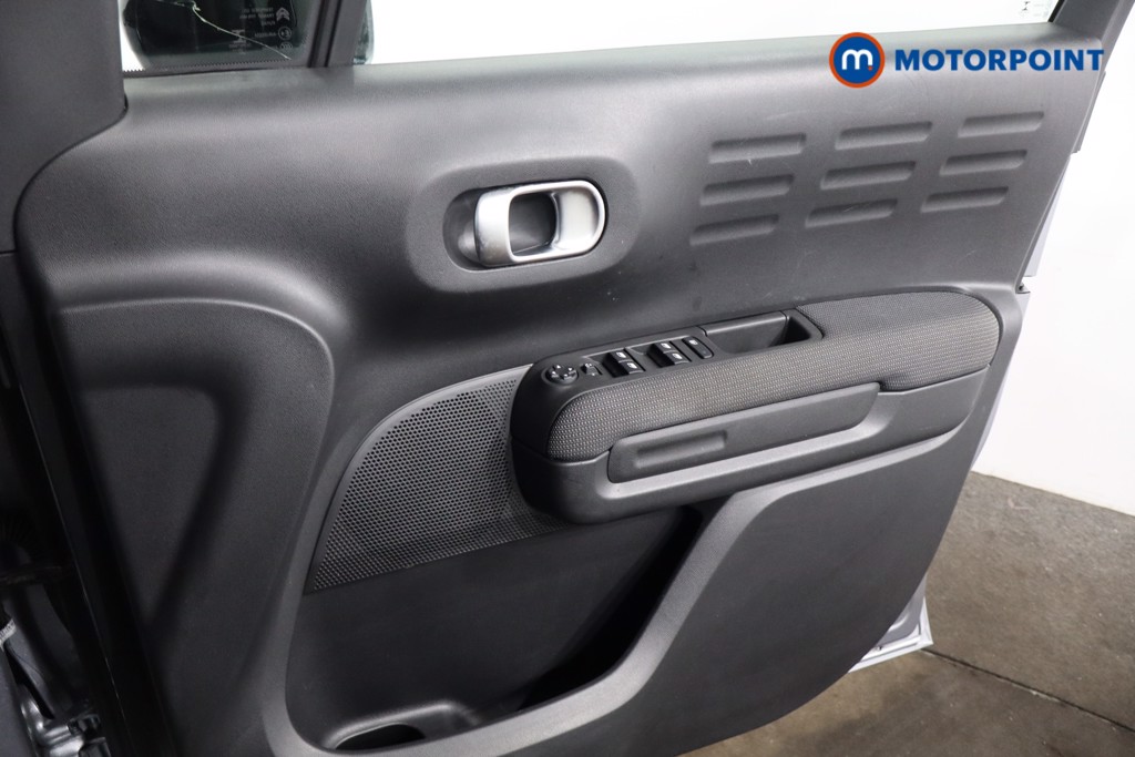 Citroen C3 Aircross Shine Manual Petrol SUV - Stock Number (1545456) - 19th supplementary image