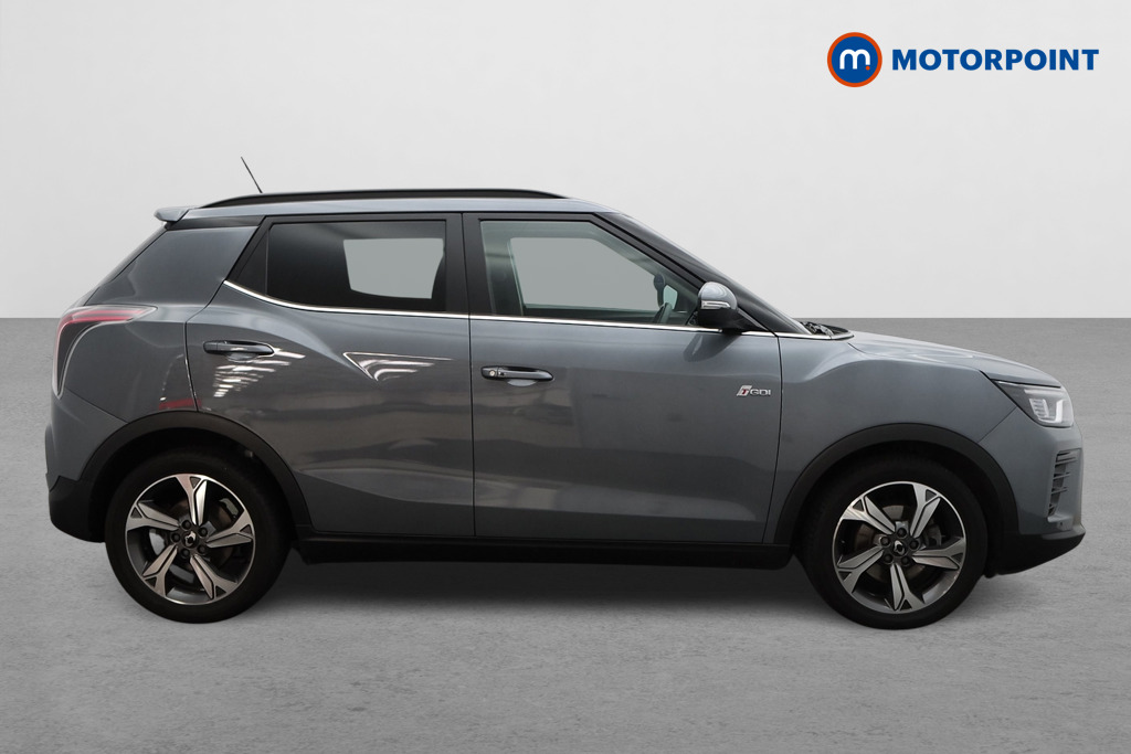 Ssangyong Tivoli Ultimate Automatic Petrol SUV - Stock Number (1545634) - Drivers side