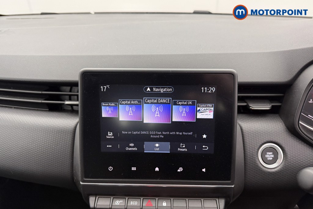 Renault Clio Evolution Manual Petrol Hatchback - Stock Number (1545740) - 5th supplementary image