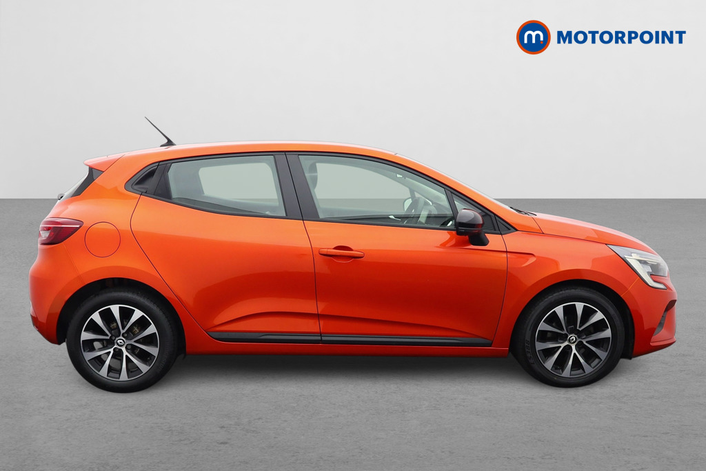 Renault Clio Evolution Manual Petrol Hatchback - Stock Number (1545740) - Drivers side