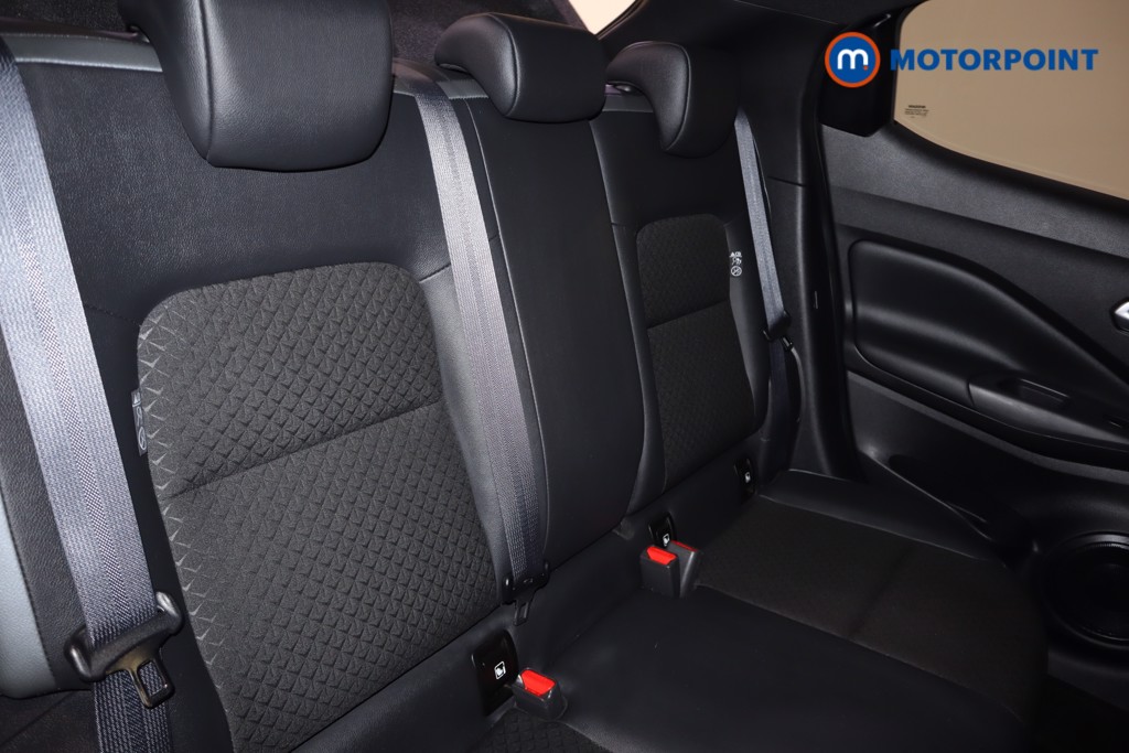 Nissan Juke N-Connecta Automatic Petrol SUV - Stock Number (1546244) - 14th supplementary image