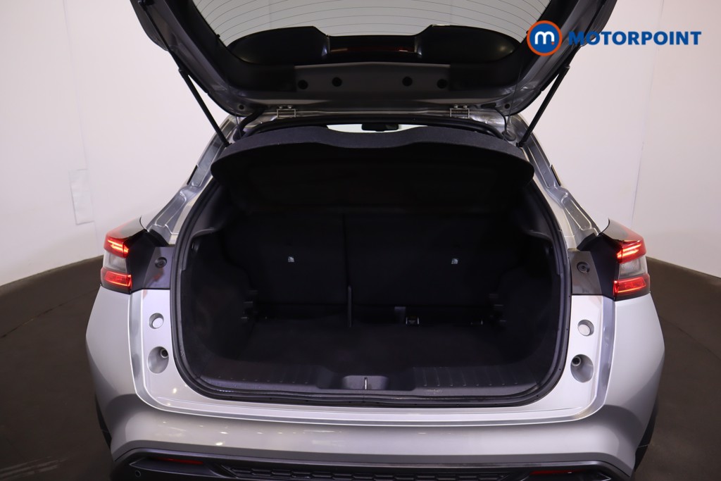 Nissan Juke N-Connecta Automatic Petrol SUV - Stock Number (1546244) - 15th supplementary image