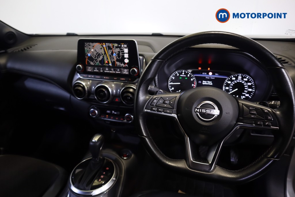Nissan Juke N-Connecta Automatic Petrol SUV - Stock Number (1546244) - 1st supplementary image