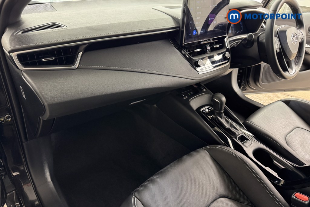 Toyota Corolla Excel Automatic Petrol-Electric Hybrid Estate - Stock Number (1546294) - 8th supplementary image
