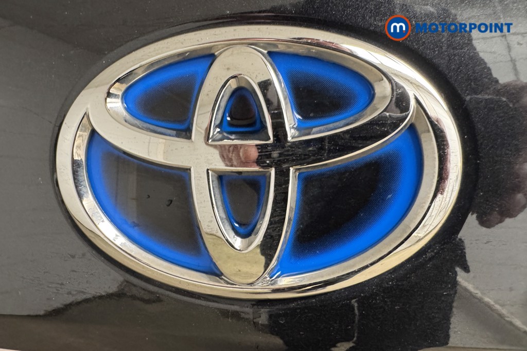 Toyota Corolla Excel Automatic Petrol-Electric Hybrid Estate - Stock Number (1546294) - 21st supplementary image