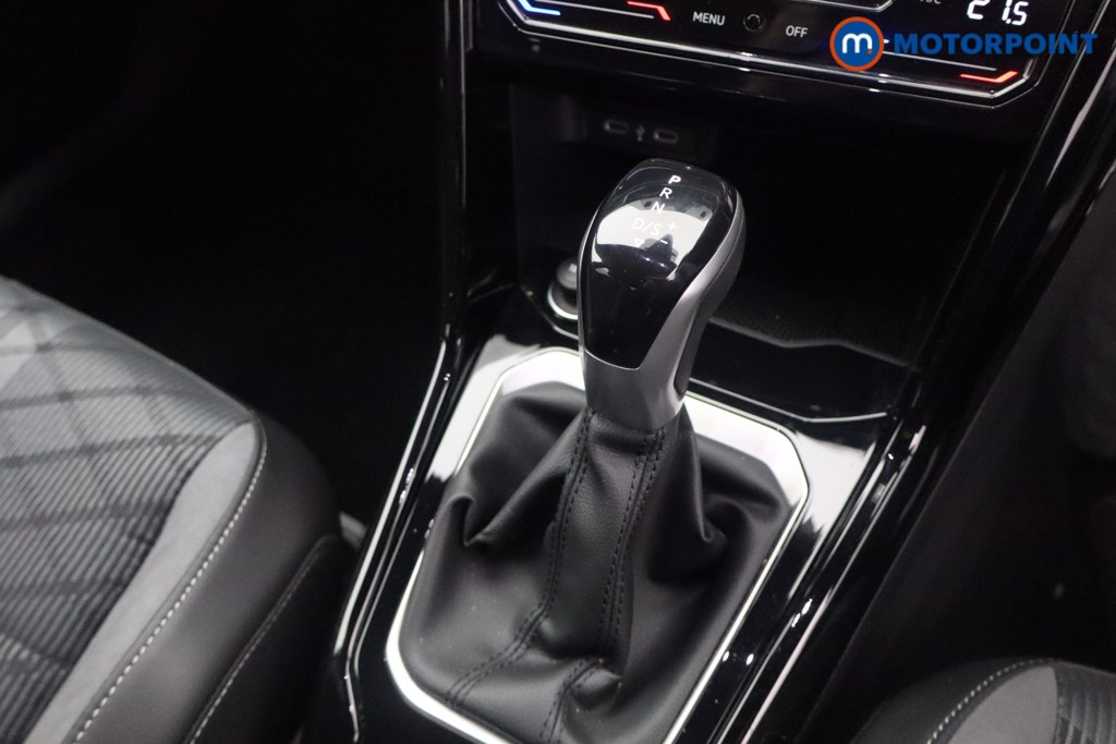 Volkswagen T-Roc R-Line Automatic Petrol SUV - Stock Number (1546663) - 11th supplementary image