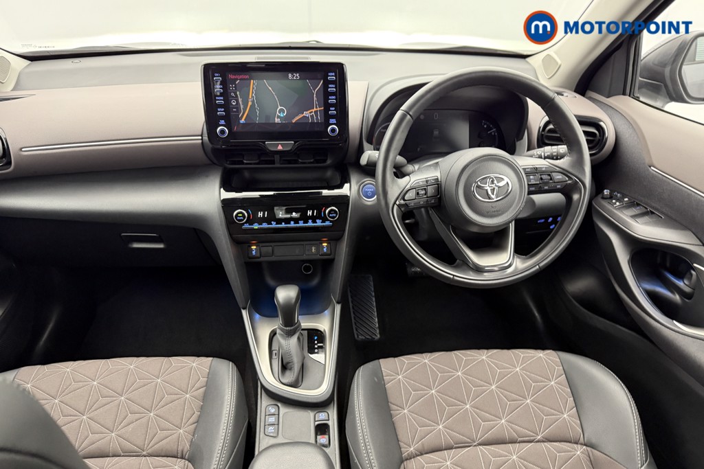Toyota Yaris Cross Excel Automatic Petrol-Electric Hybrid Estate - Stock Number (1546900) - 1st supplementary image