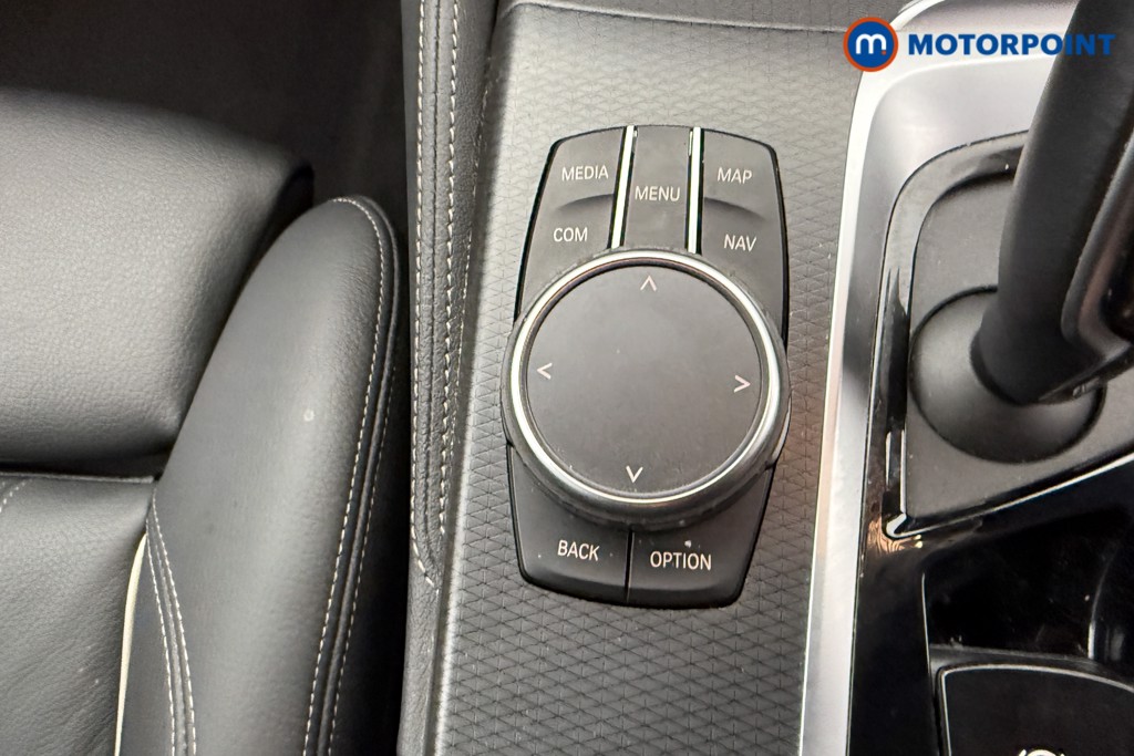 BMW 5 Series M Sport Automatic Petrol Plug-In Hybrid Estate - Stock Number (1546917) - 10th supplementary image