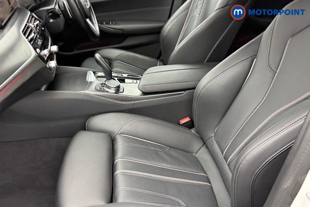 BMW 5 Series M Sport Automatic Petrol Plug-In Hybrid Estate - Stock Number (1546917) - 25th supplementary image